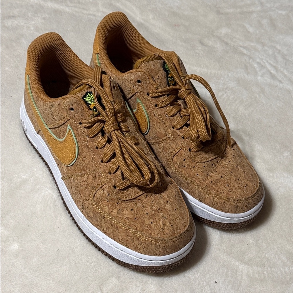 Men’s Air Force 1 ‘07 “Happy Pineapple” Cork. Size 6  Retail $260 GOAT